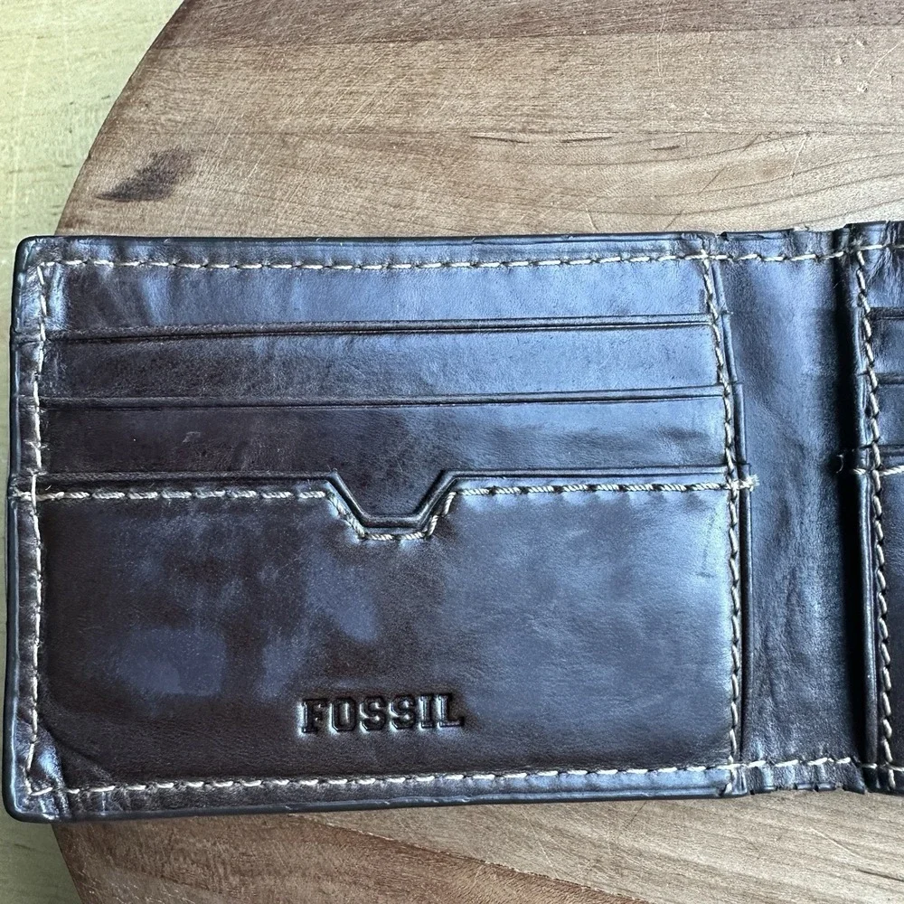 Fossil University Of Oklahoma Bifold Wallet Money Clip Credit Card Slots Brown